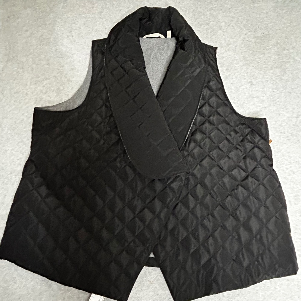 New Soft Surroundings Snowline diamond quilted crossover puffer vest in black 1X